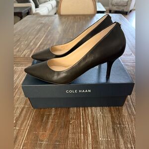 Cole Haan Black Leather Pointed-Toe Pumps with Mid Heel NWOT